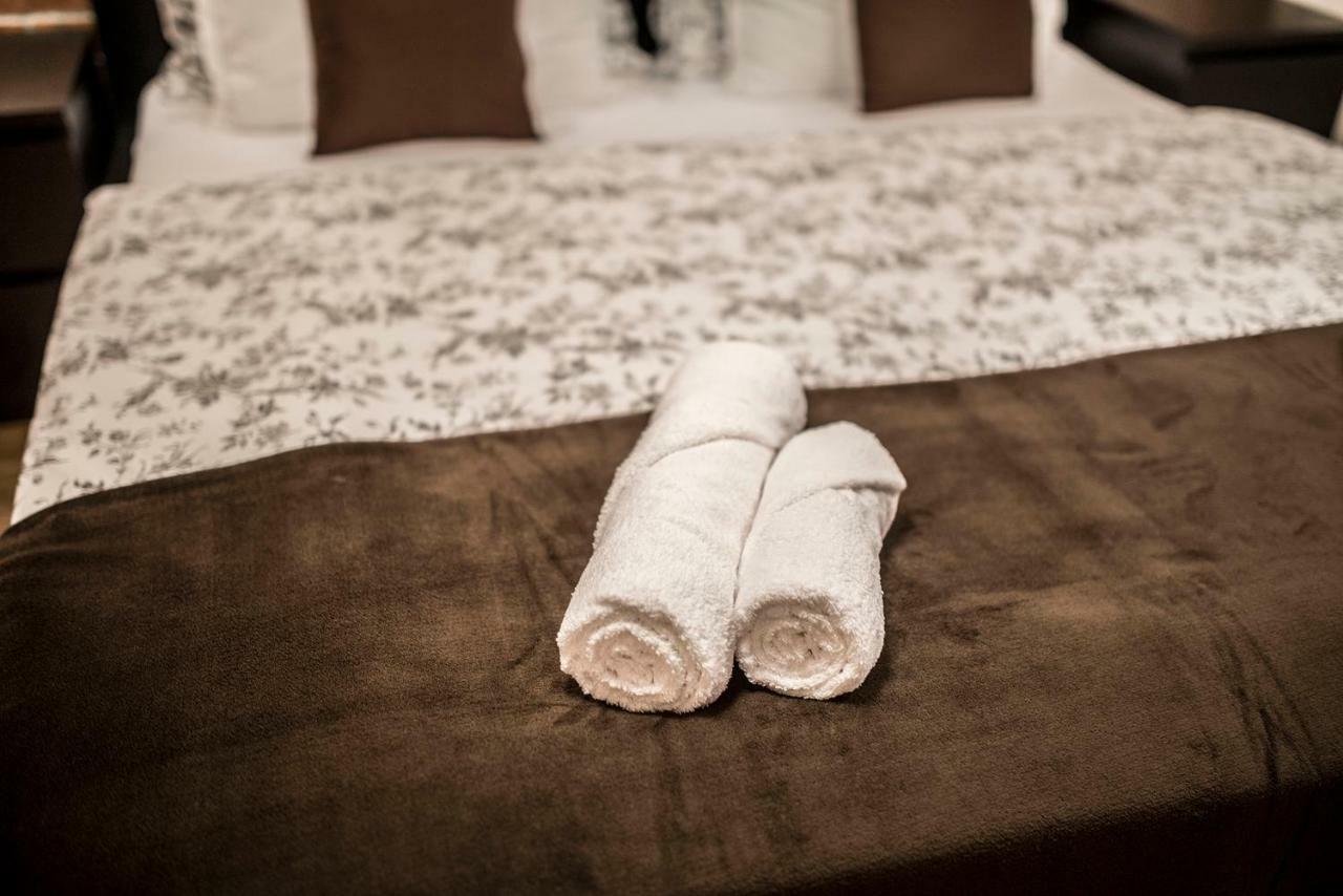 Amos Apartment - Private Parking Included Koszyce Zewnętrze zdjęcie